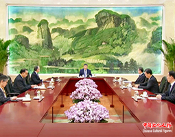 习近平会见联合国教科文组织总干事阿纳尼